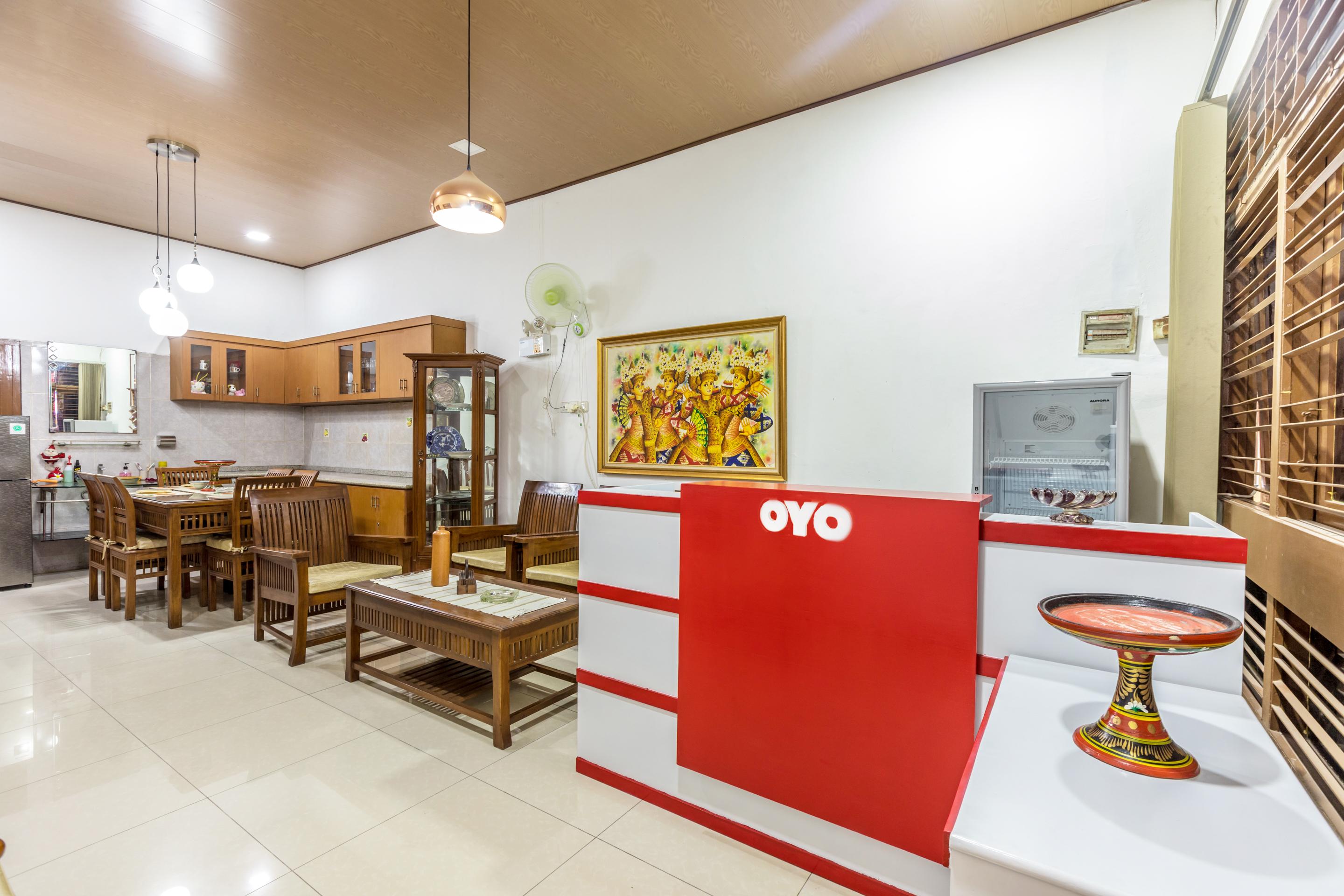 Super Oyo 1487 Residence Khoe Jakarta Exterior photo